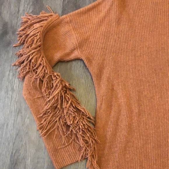 BCBGMAXAZRIA Sweater Dress with Arm Tassels Size Large - Picture 9 of 11